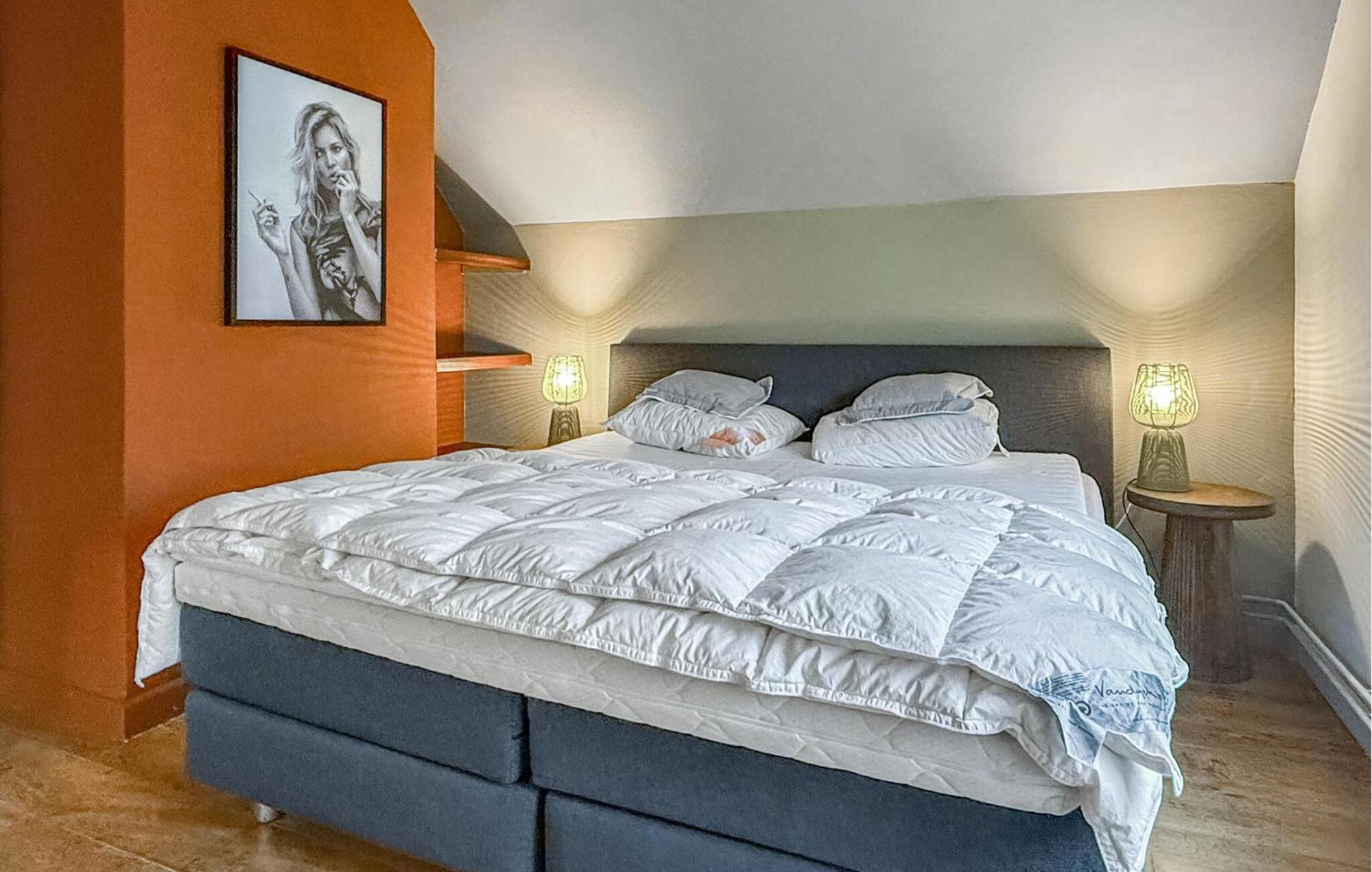 Beautiful Home In Son En Breugel With House A Panoramic View Exterior photo