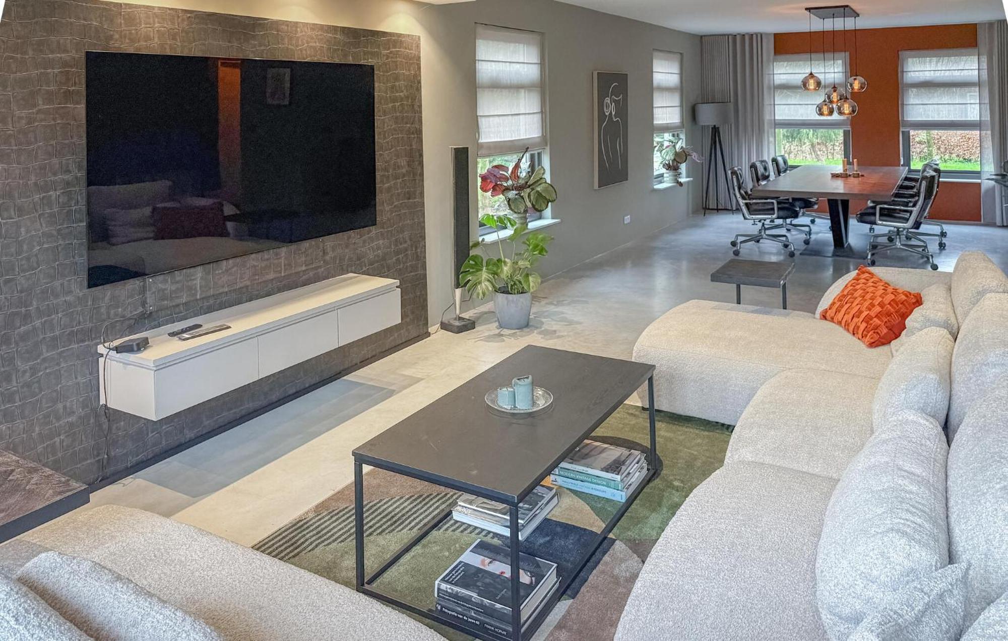 Beautiful Home In Son En Breugel With House A Panoramic View Exterior photo