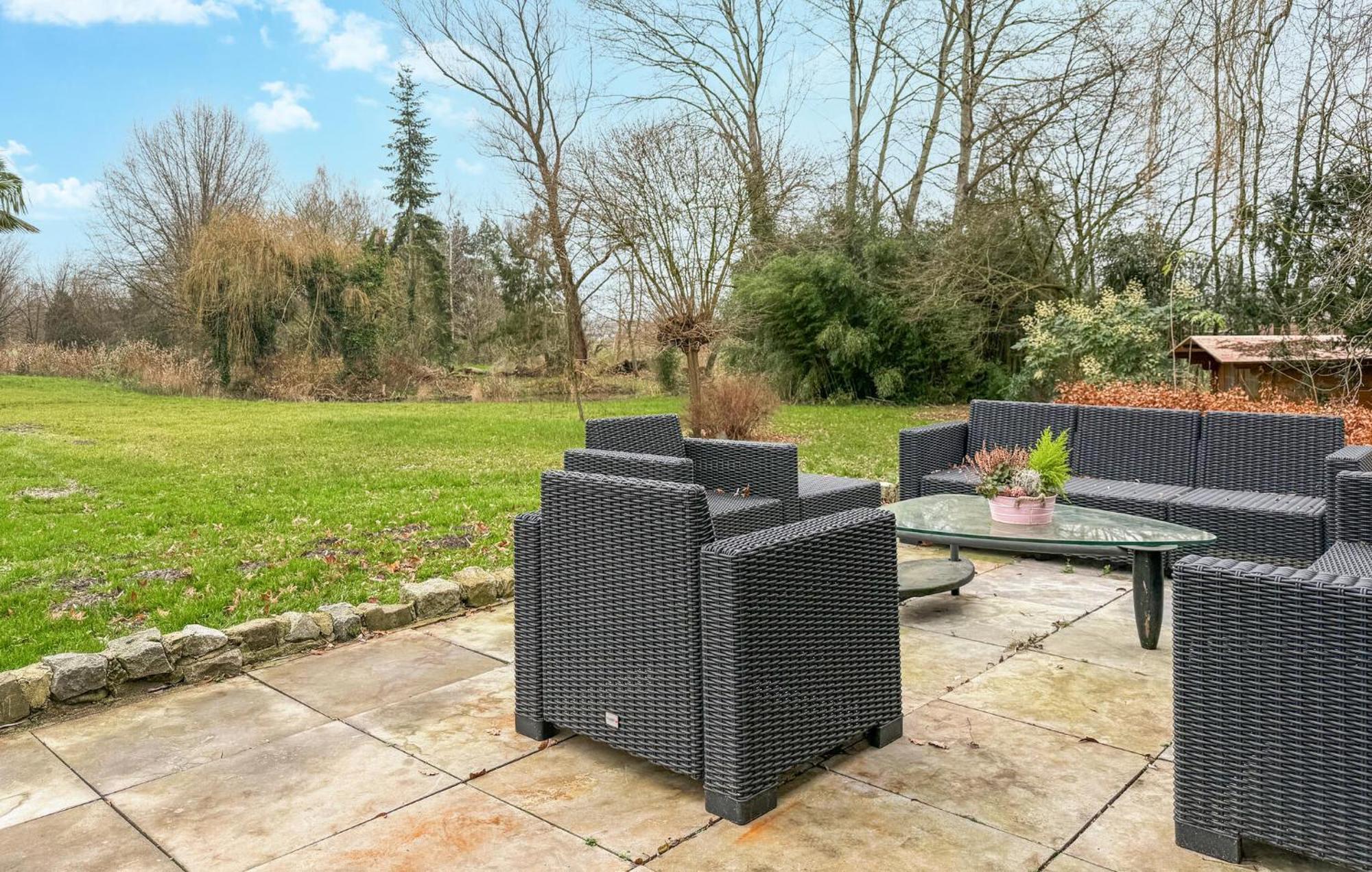 Beautiful Home In Son En Breugel With House A Panoramic View Exterior photo